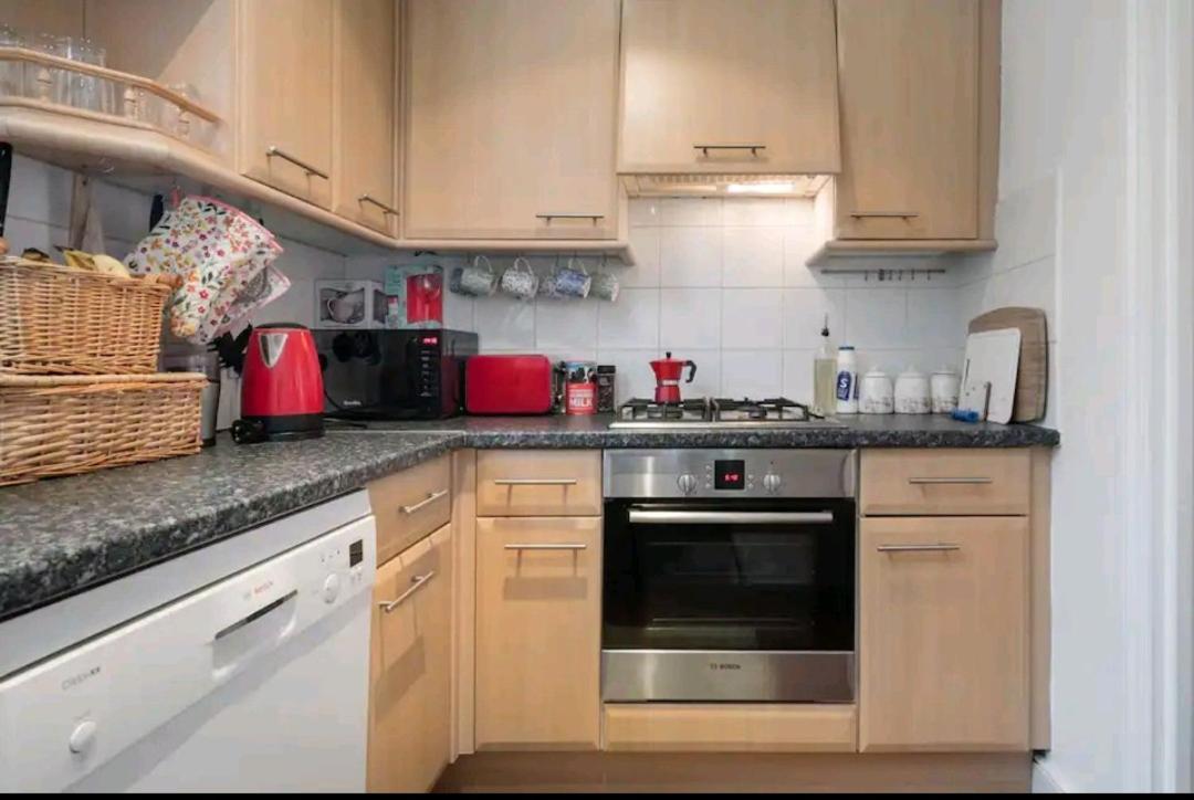 Stylish Room With Private Bath & Terrace In Super Central Clapham Junction Minutes From Victoria, Waterloo Лондон Екстериор снимка