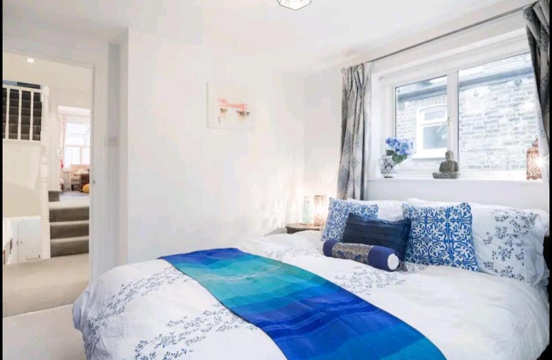 Stylish Room With Private Bath & Terrace In Super Central Clapham Junction Minutes From Victoria, Waterloo Лондон Екстериор снимка