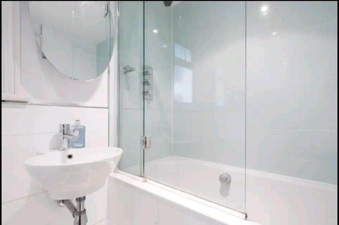 Stylish Room With Private Bath & Terrace In Super Central Clapham Junction Minutes From Victoria, Waterloo Лондон Екстериор снимка